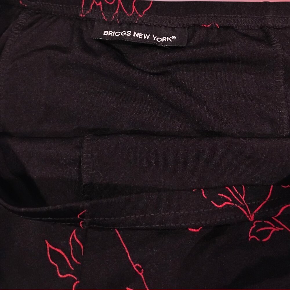 Women's Black Maxi Skirt Red Floral Pattern - Picture 6 of 7